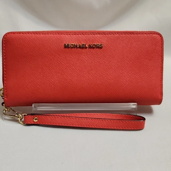 Michael Kors Jet Set Travel Continental Leather Coral Reef Wallet - Picture 2 of 10